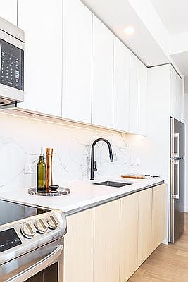 3rd image of 123 Linden Blvd APT 17G