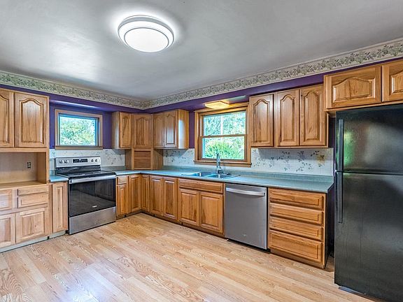 23rd image of 5161 REDDIN ROAD