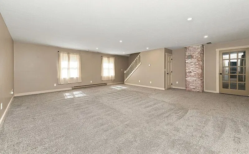 4 bed, 3.5 bath, $2,950 — Photo 4