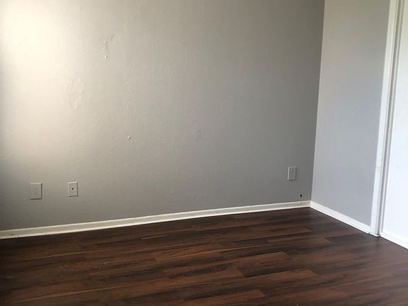 3rd image of 2130 Cascades Blvd Unit 307