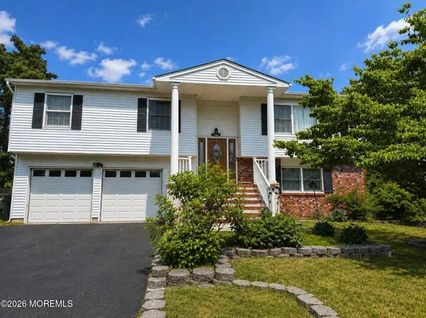 50 Virginia Drive, Howell, NJ 07731