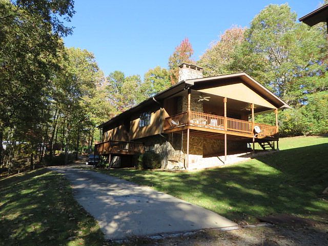 2nd image of 783 Dowdle Mountain Rd