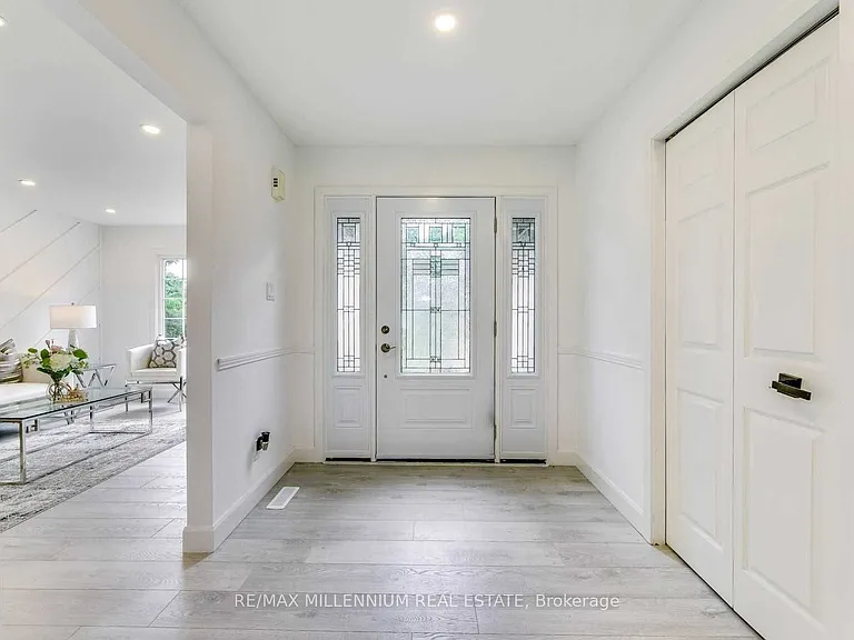 36 Bing Cres — Photo 6