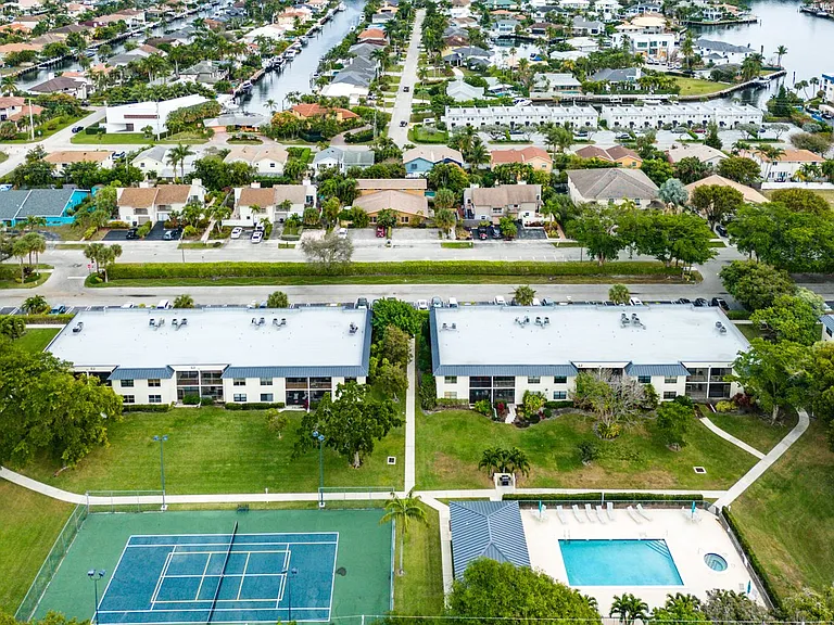 3118 Florida Blvd — Photo 27