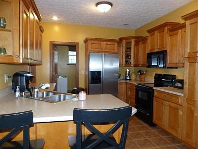 2nd image of 1020 Nashmont Dr