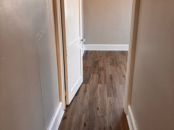 3rd image of 125 E Bettlewood Ave #11