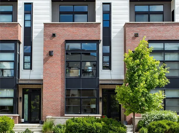 6839 E Lowry Boulevard, Denver, CO 80230