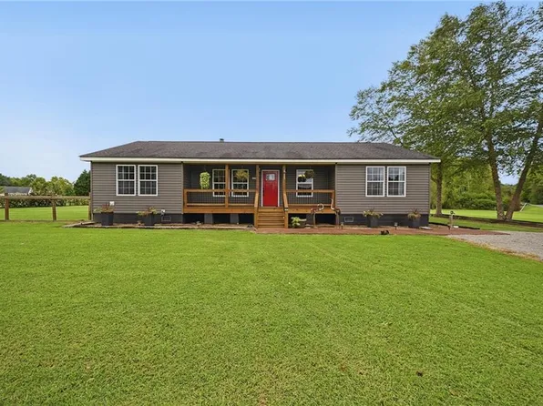 4701 Gates Run Rd, Suffolk, VA 23438