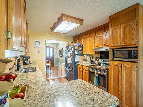 5th image of 34 Morris Rd
