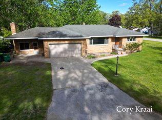 205 S Buys Rd, Muskegon, MI 49445