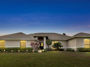 2600 S Golfview Dr, Plant City, FL 33566