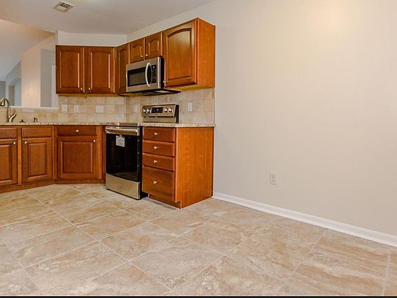 5th image of 7250 English Dr