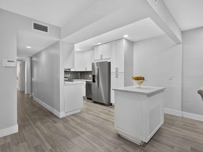 820 Sky Pine Way #H2, Greenacres, FL, 33415