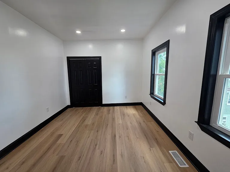 5 Millbridge St — Photo 11