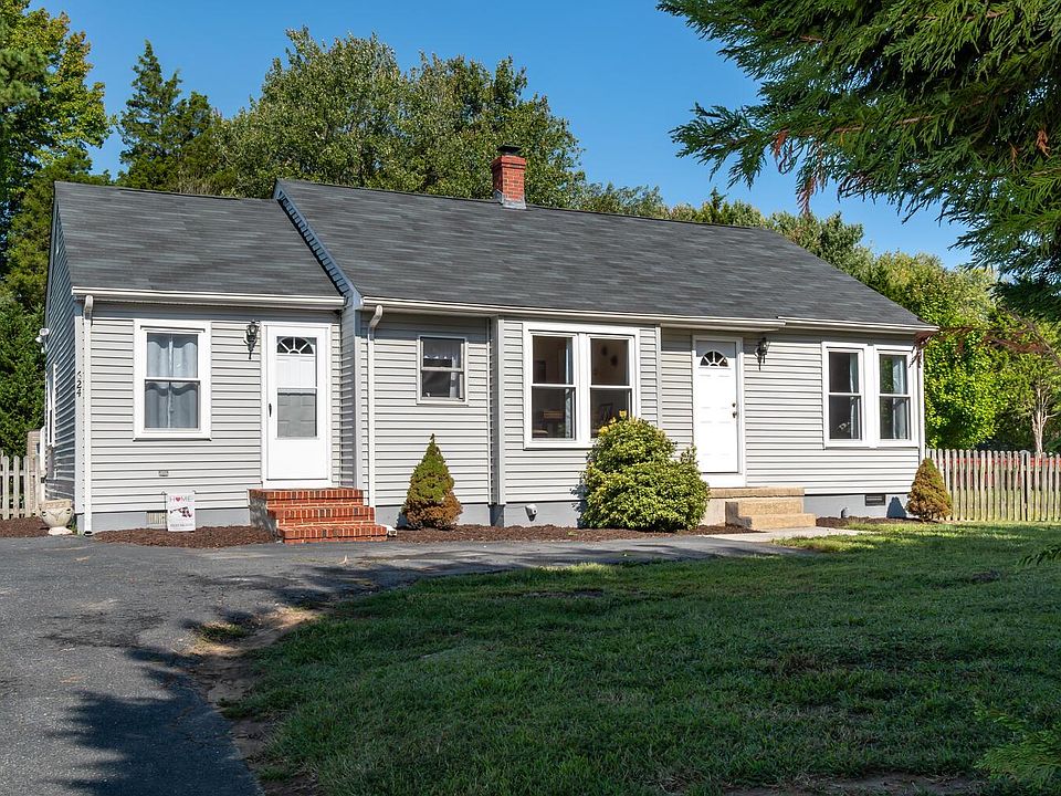 1st image of 624 Romancoke Rd