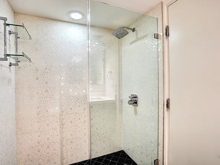 445 Dion Dr — Photo 12