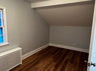 222 Washington Ave #B, Edison, NJ 08817