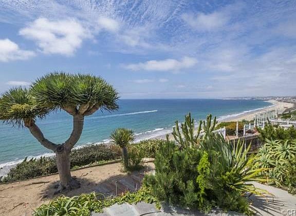 3rd image of 605 Paseo De La Playa