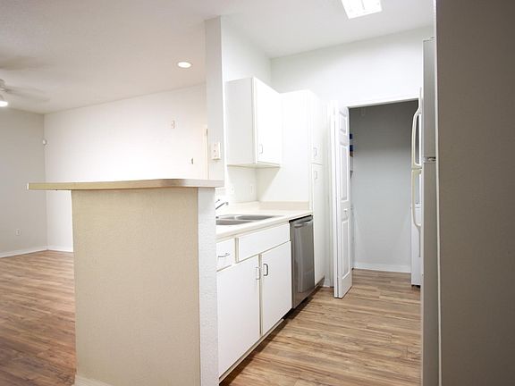 4th image of 1810 E Palm Ave APT 5219