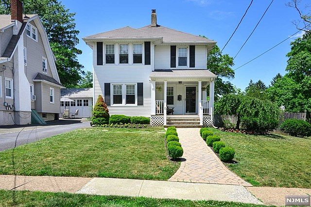 1st image of 22 Lotus St