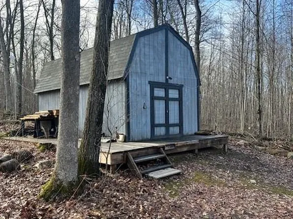 W6039 Barrett Tr, Trego, WI 54888