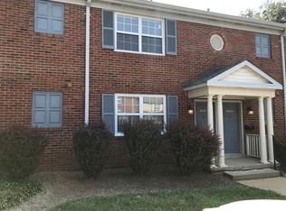 9031 Wrenwood Ln, Saint Louis, MO 63144