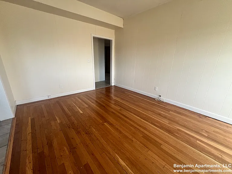 1137 Commonwealth Ave #9 — Photo 12