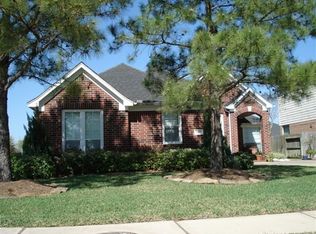 3703 Parkshire Dr, Pearland, TX 77584
