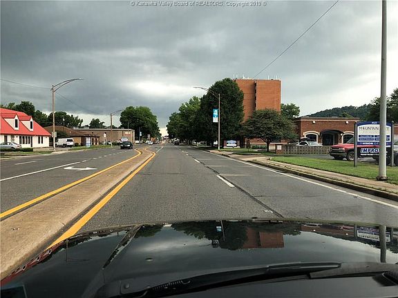 2nd image of 4701 Maccorkle Ave SE