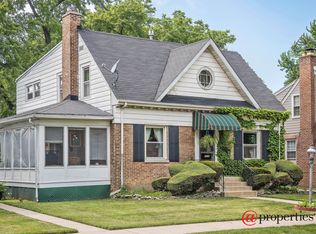 9024 Luna Ave, Morton Grove, IL 60053