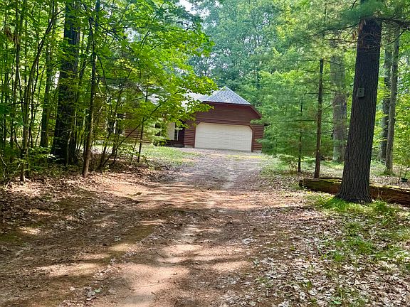 2nd image of 107 Teaberry Ln