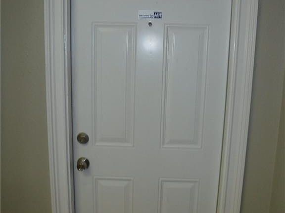 2nd image of 4026 Holland Ave APT 3