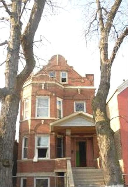 1st image of 2216 S Homan Ave