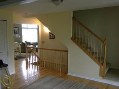 5th image of 216 Columbia Dr