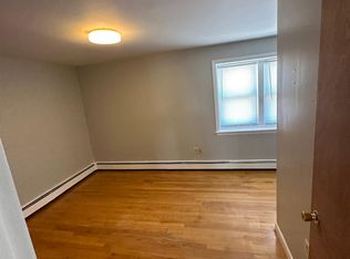 100 Arnold St, Woonsocket, RI 02895