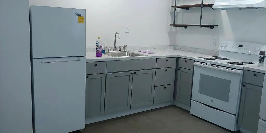 218 Ellana Claire St — Photo 1