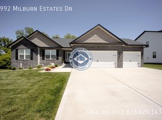 6992 Milburn Estates Dr, O'Fallon, IL 62269