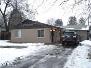1003 S 22nd Ave, Yakima, WA 98902
