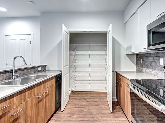 2nd image of 16605 Ash Way #A-129