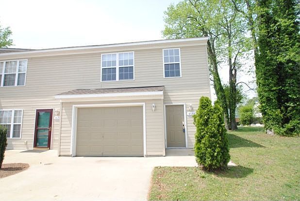 1st image of 4122 Greenwood Dr