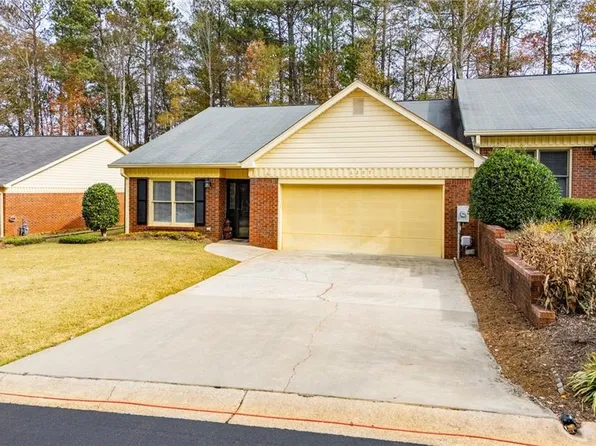 6207 Douglas Manor Ct, Douglasville, GA 30134