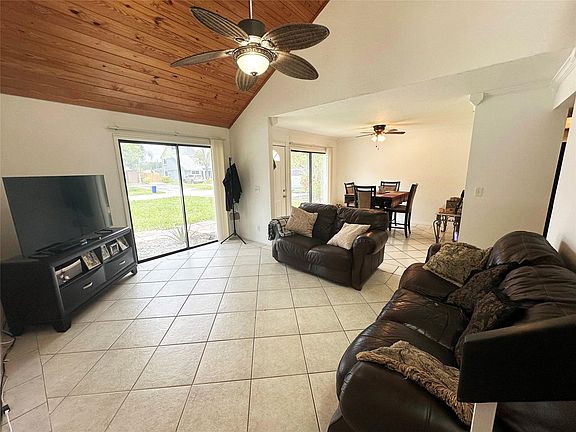 2nd image of 9115 Green Meadows Way #9115