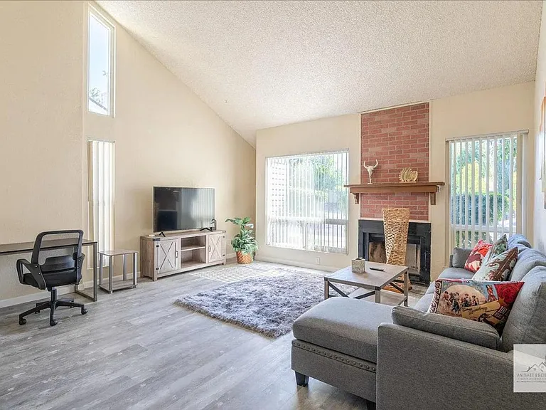 1504 Pierce Dr #102 — Photo 20