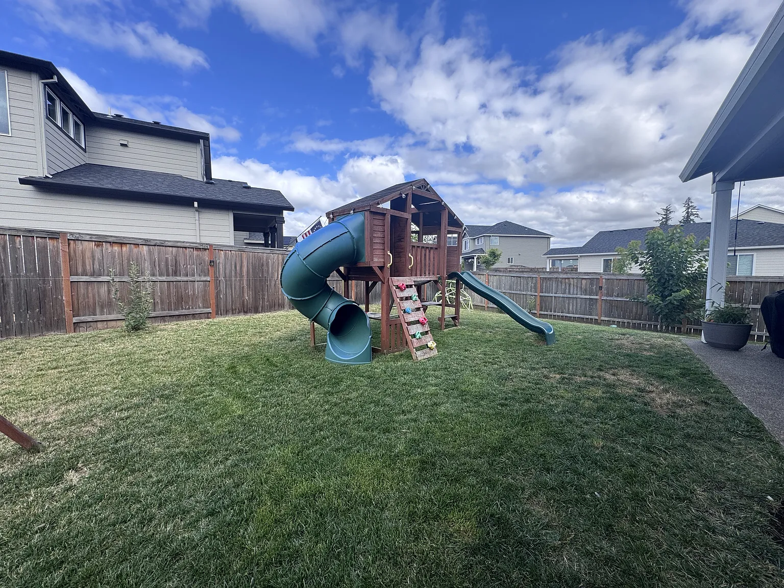 1690 S Quartz Dr - 1 — Photo 2