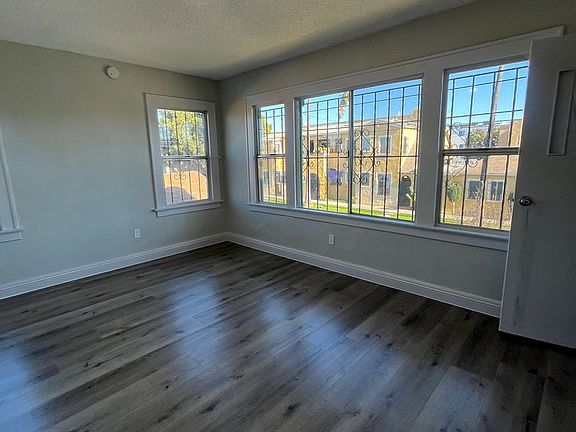 4th image of 4277 S Kansas Ave #1/2
