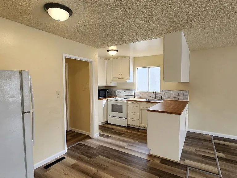 24 Panorama Dr #30 — Photo 12