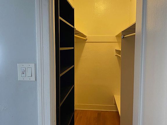4th image of 965 N Vendome St APT 200