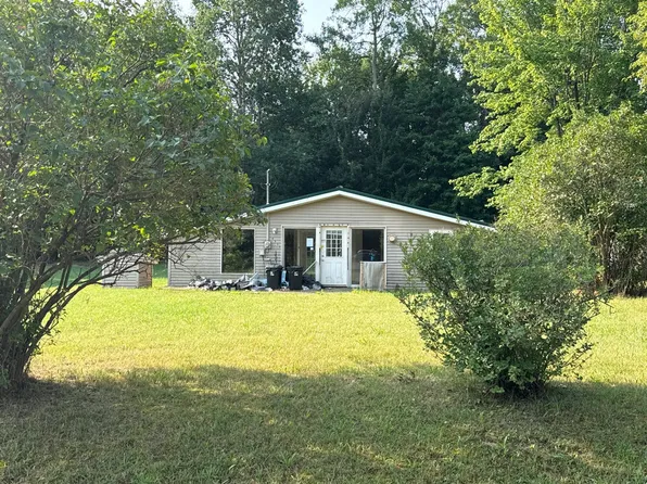 4990 Half Moon Dr, Lake, MI 48632