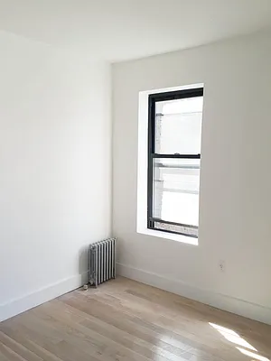 Rented by Bohemia Realty Group | media 8