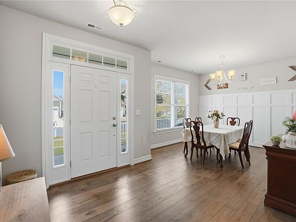 4th image of 3476 Raintree Cir